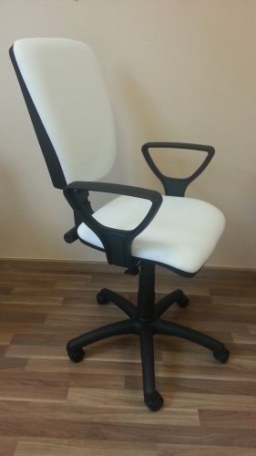 Nova Easy Orvosi szék karfával vagy karfa nélkül